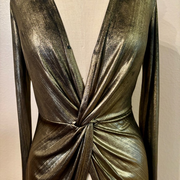 BOLD Elements Metallic Blouse - Picture 4 of 5